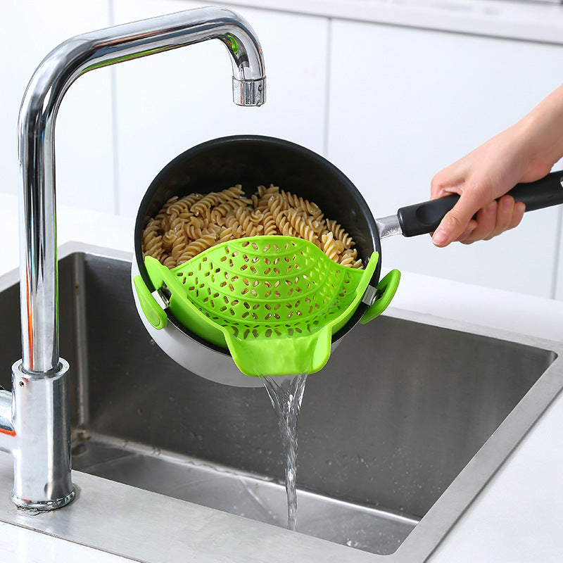 Kitchen Gadgets Set with silicone drainer for easy liquid draining