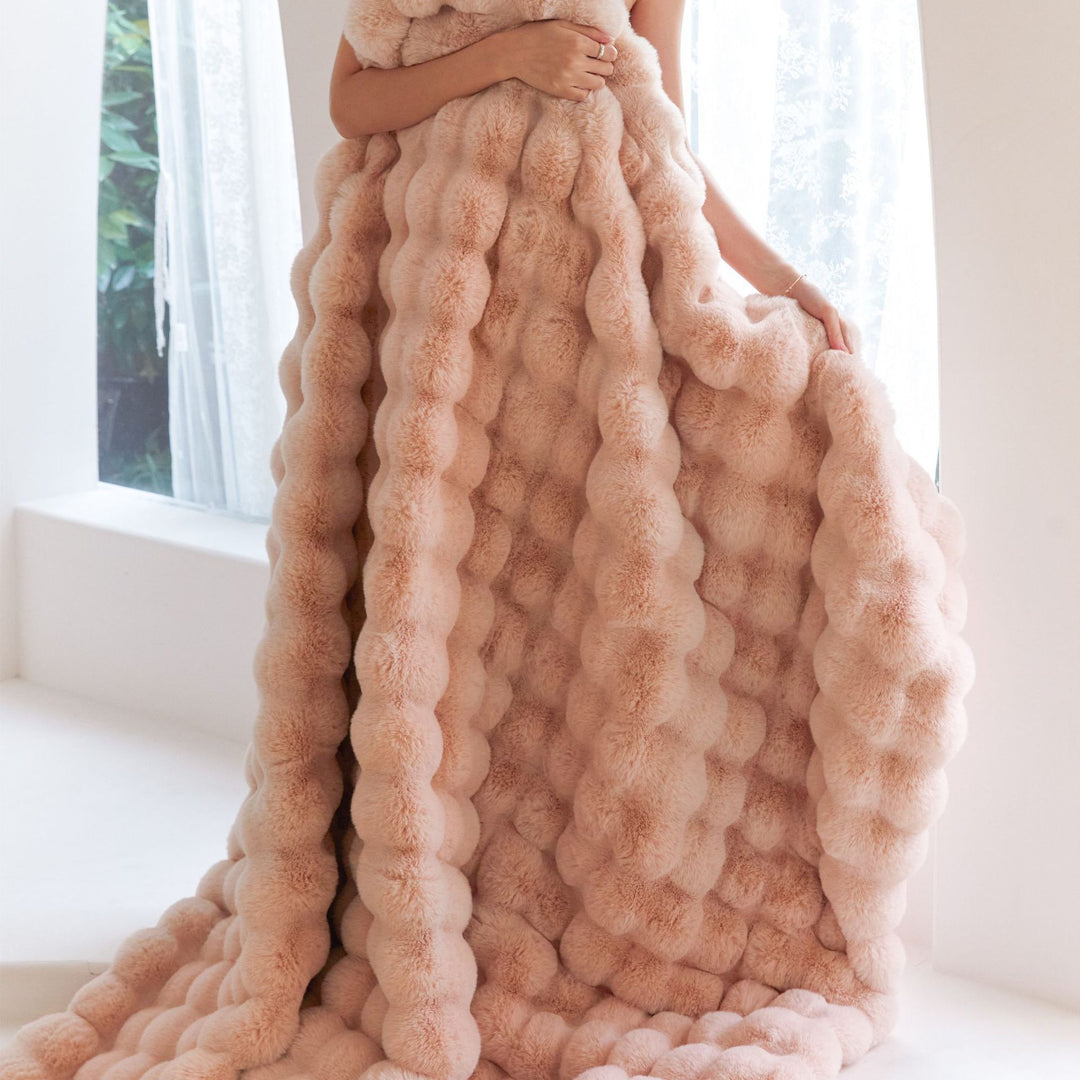 Polyester Rabbit Bubble Velvet Thickened Nap Blanket Quilt