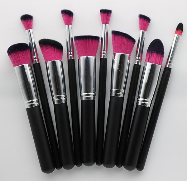 10-piece makeup brush set with rayon bristles and wooden handles