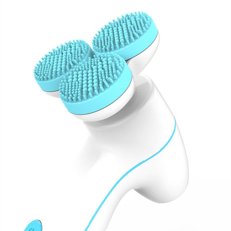 3D smart silicone facial cleanser in pink and blue for gentle massage and lifting