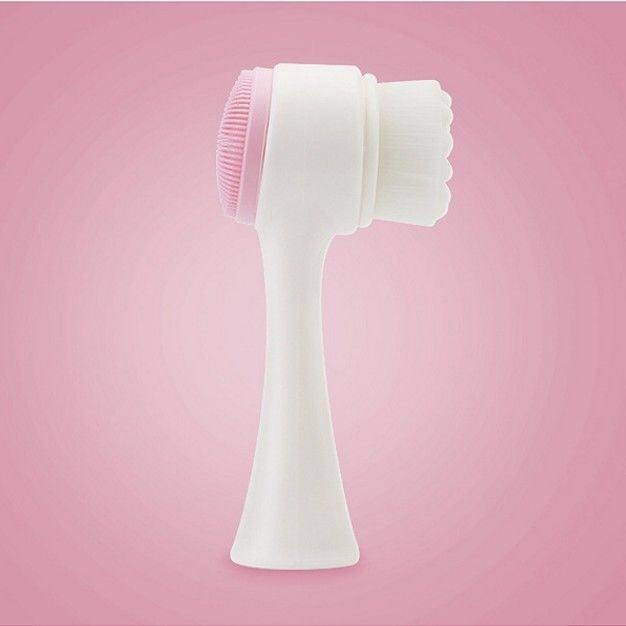 Soft bristle facial cleansing brush with PBT fibers and ABS handle