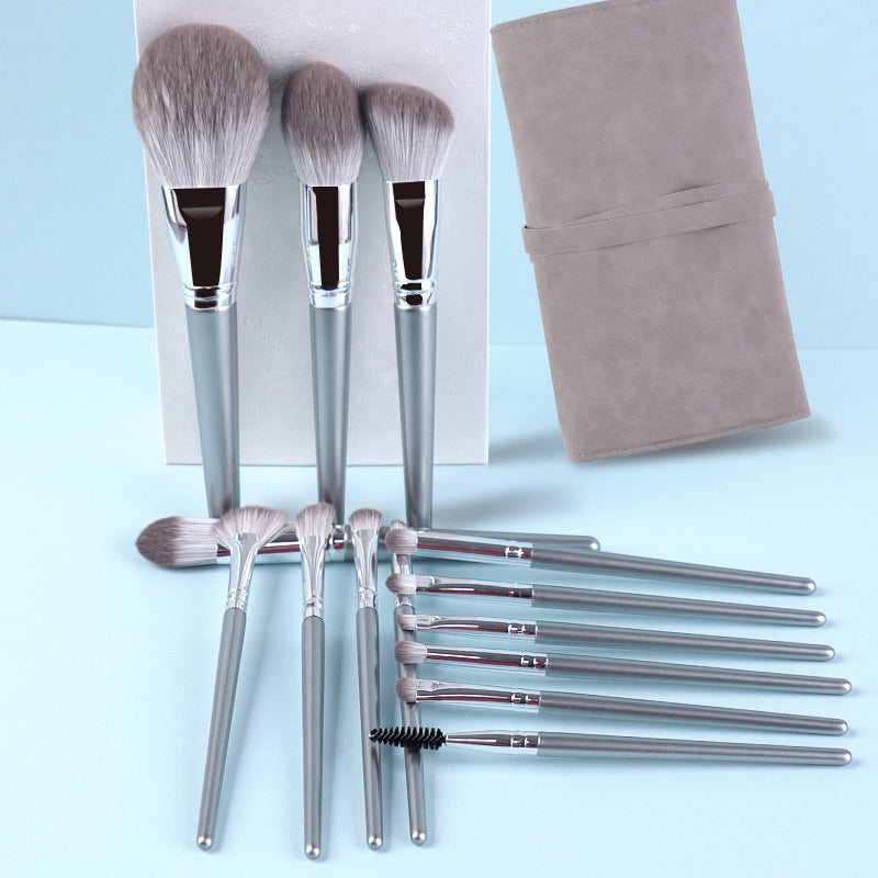 14-piece wooden handle makeup brush set with soft synthetic fibers and brush bag