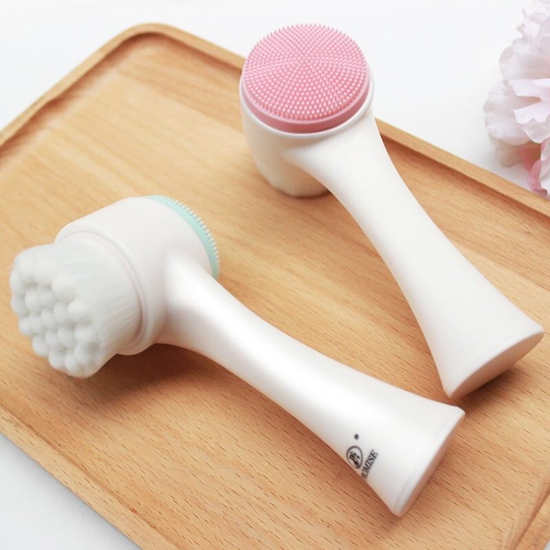 Soft bristle facial cleansing brush with PBT fibers and ABS handle